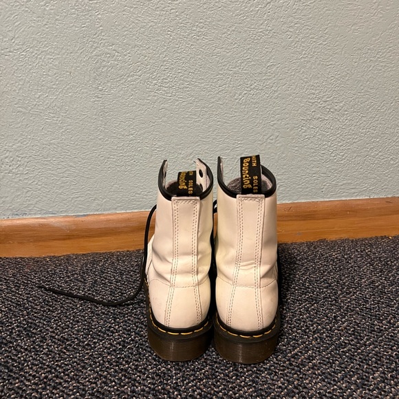 Dr. Martens - Picture 3 of 4